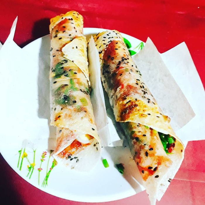Soft rice paper rolls – Super hot snack