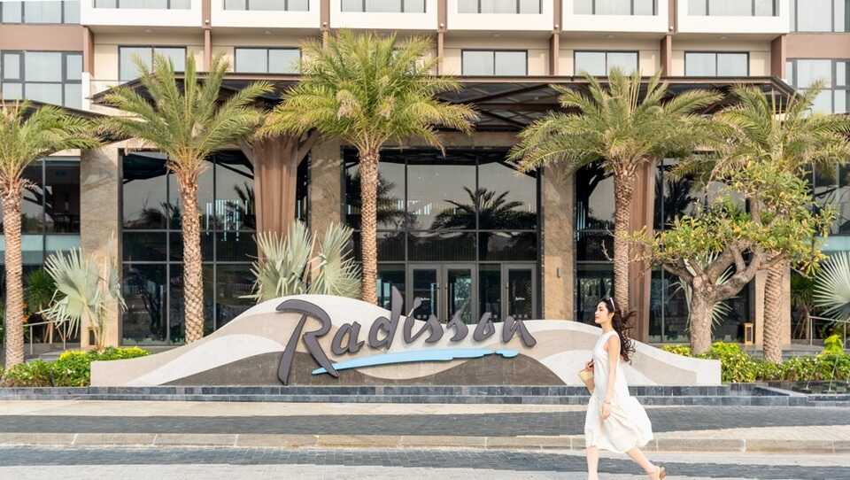 1. Radisson Resort Mũi Né – Ốc Đảo Nghỉ Dưỡng Đẳng Cấp Quốc Tế
