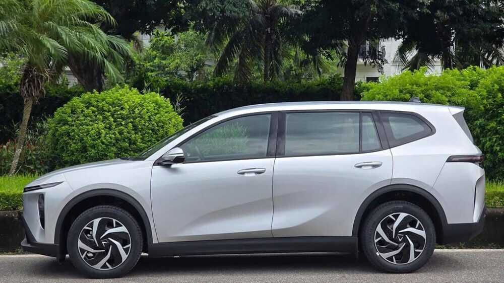 THUÊ XE VINFAST LIMO GREEN TỪ SÀI GÒN ĐI MŨI NÉ