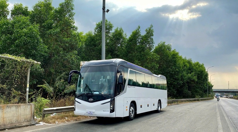 cho thuê xe Kia Grandbird của cty Bùi Gia