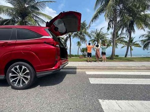 HCMC TO MUI NE 7 SEAT CAR (Medium Form)