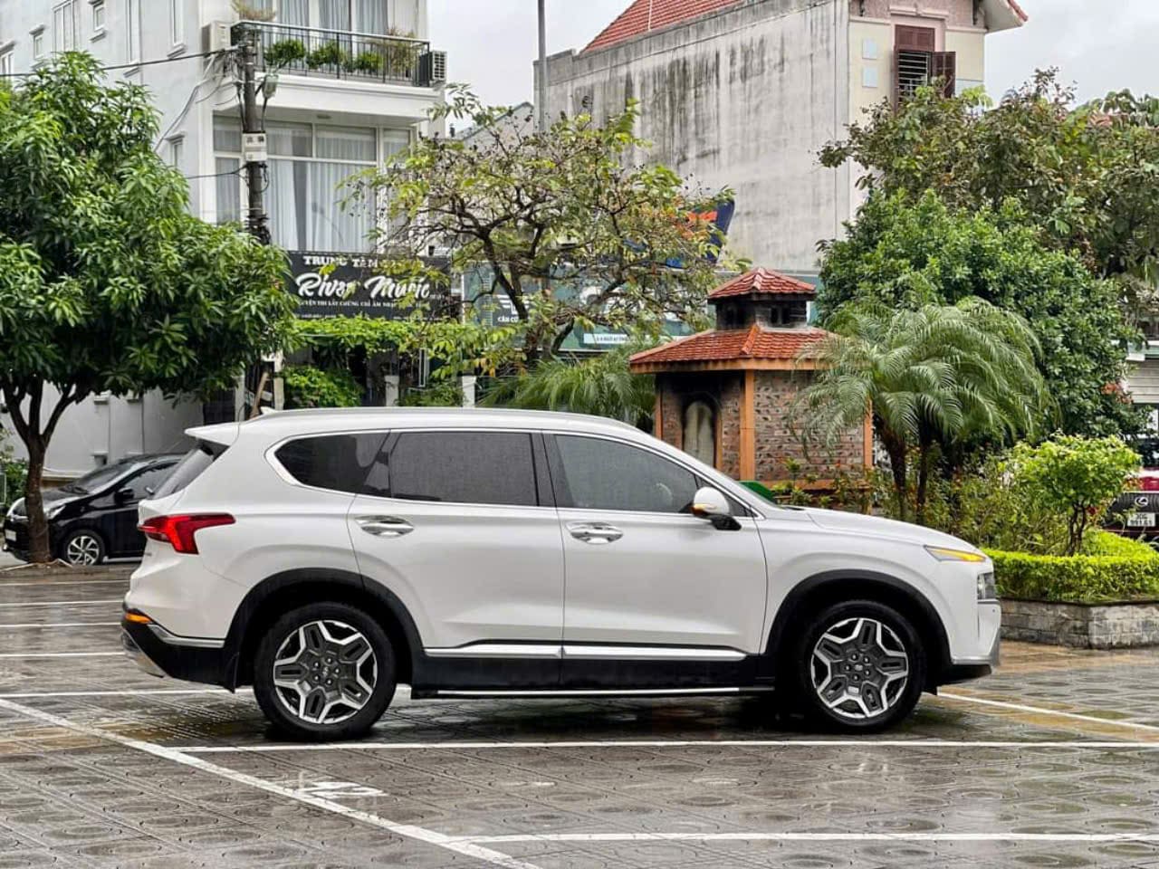 cho thuê Xe Hyundai SantaFe