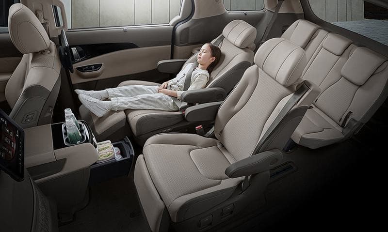 TRẢI NGHIỆM SỰ SANG TRỌNG TIỆN NGHI VỚI DỊCH VỤ CHO THUÊ XE KIA CARNIVA