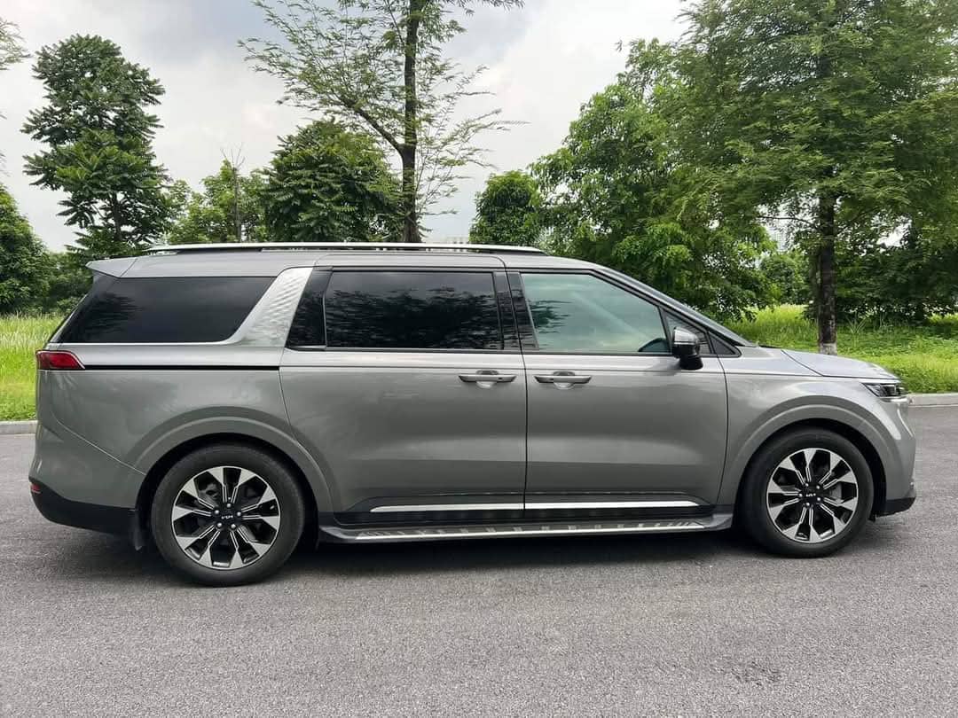 .Giá thuê xe Kia Carnival theo giờ