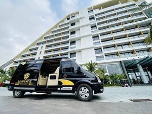 Private limousine from Vung Tau to HCMC (9 Seater)