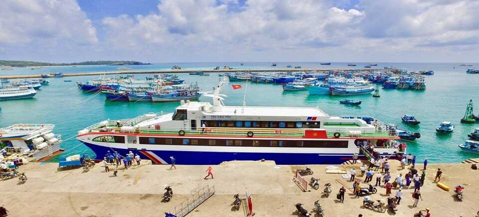 Danh Sách Tàu Đi Đảo Phú Quý: Lịch Trình, Giá Vé & Kinh Nghiệm Mới Nhất