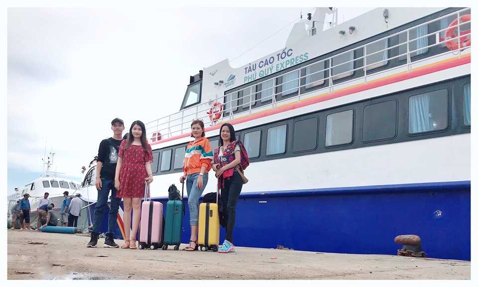 Kịp giờ tàu cao tốc: